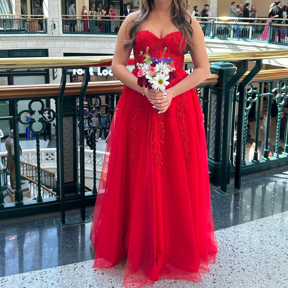 Stacees Prom Dress Size 4 - Picture 13 of 14